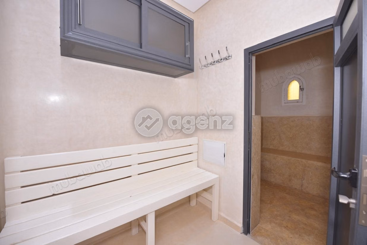 Villa à vendre 1 281 m², 6 chambres 
Autre Marrakech