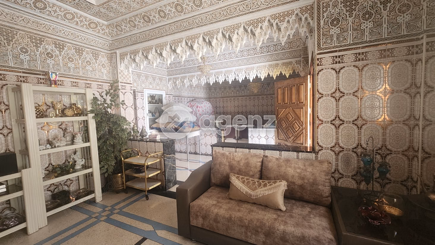 Villa à vendre 250 m², 5 chambres 
Hay Dakhla 
Agadir
