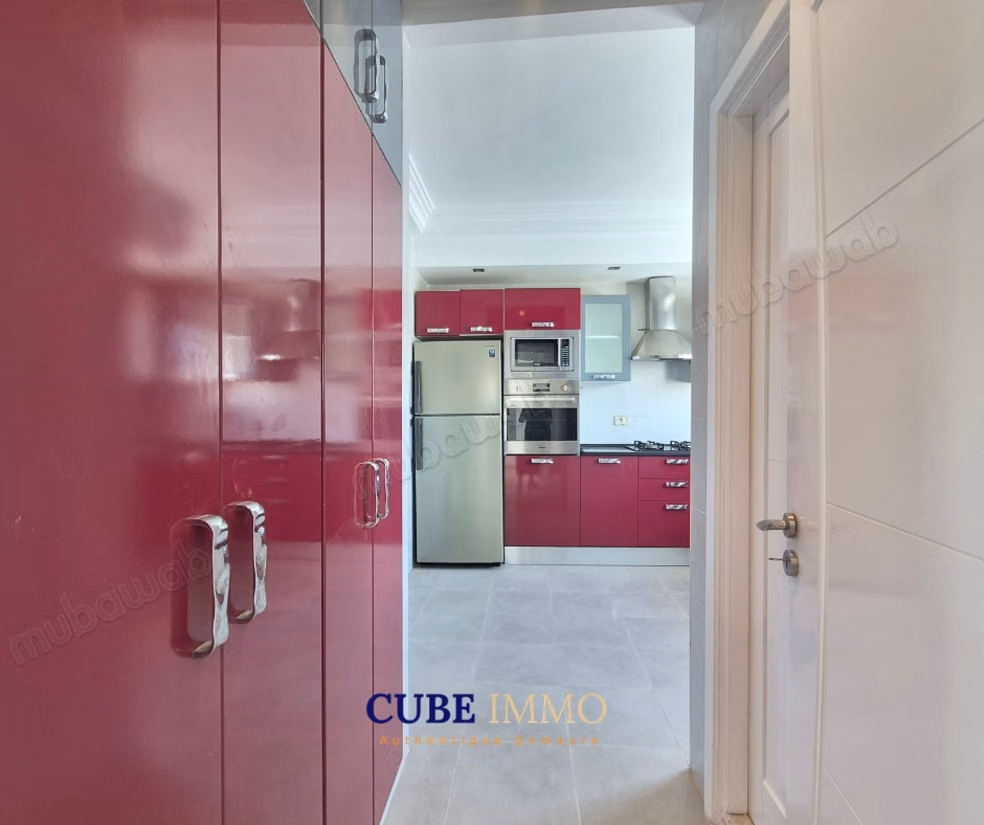 Spacieux appartement avec studio et toit terrasse