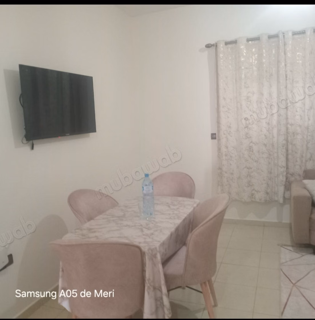 Location saisonnière à Cité Adrar. 
2 chambres. 
Résidence avec concierge