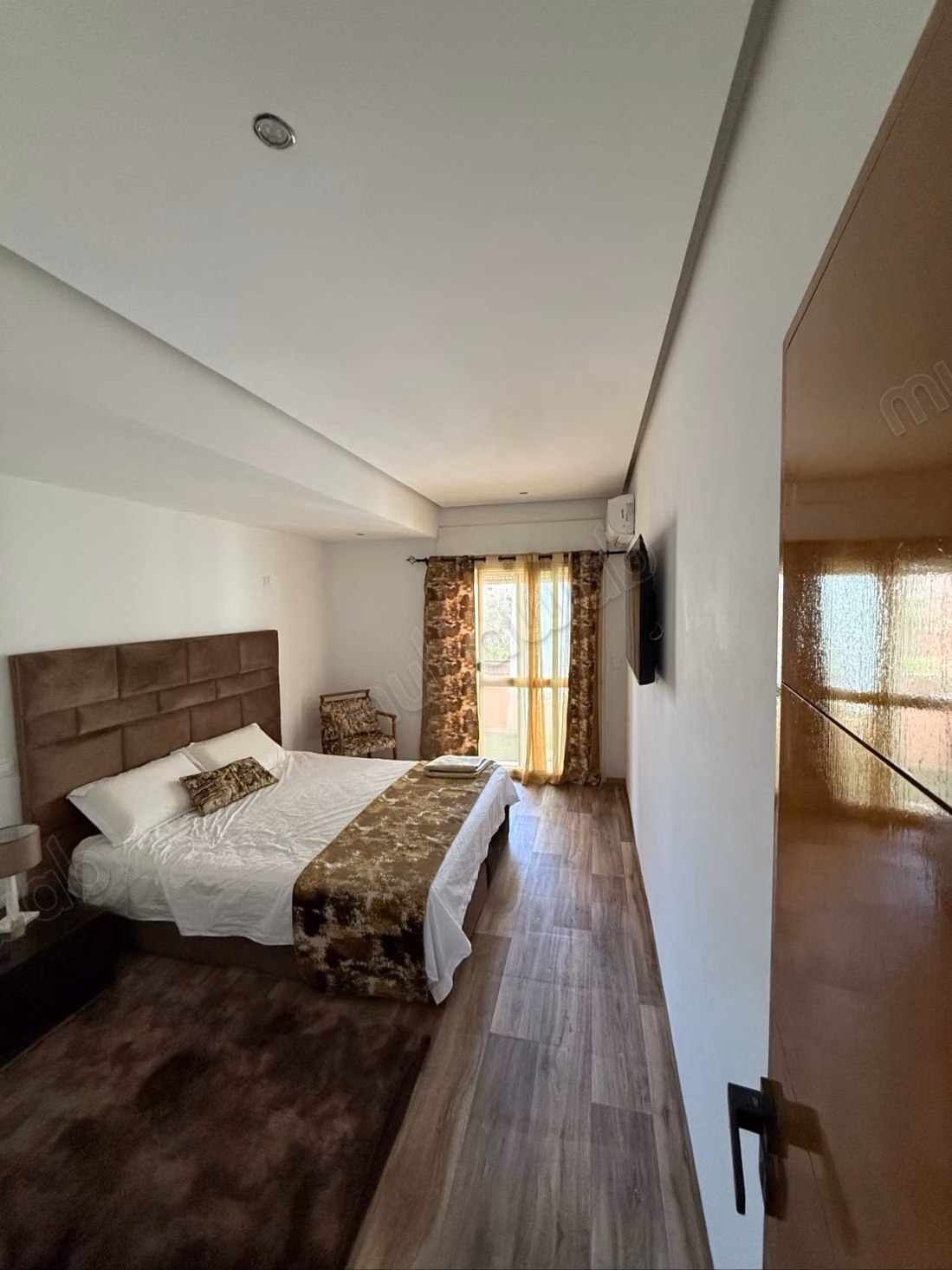 Appartement en location à Hivernage. 3 belles chambres. Bien meublé