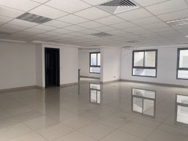 Office space for rent on Bd LA CORNICHE