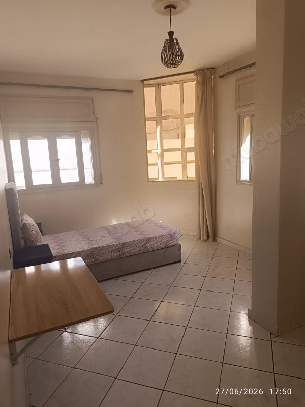 شقة للإيجار عرض للنساء