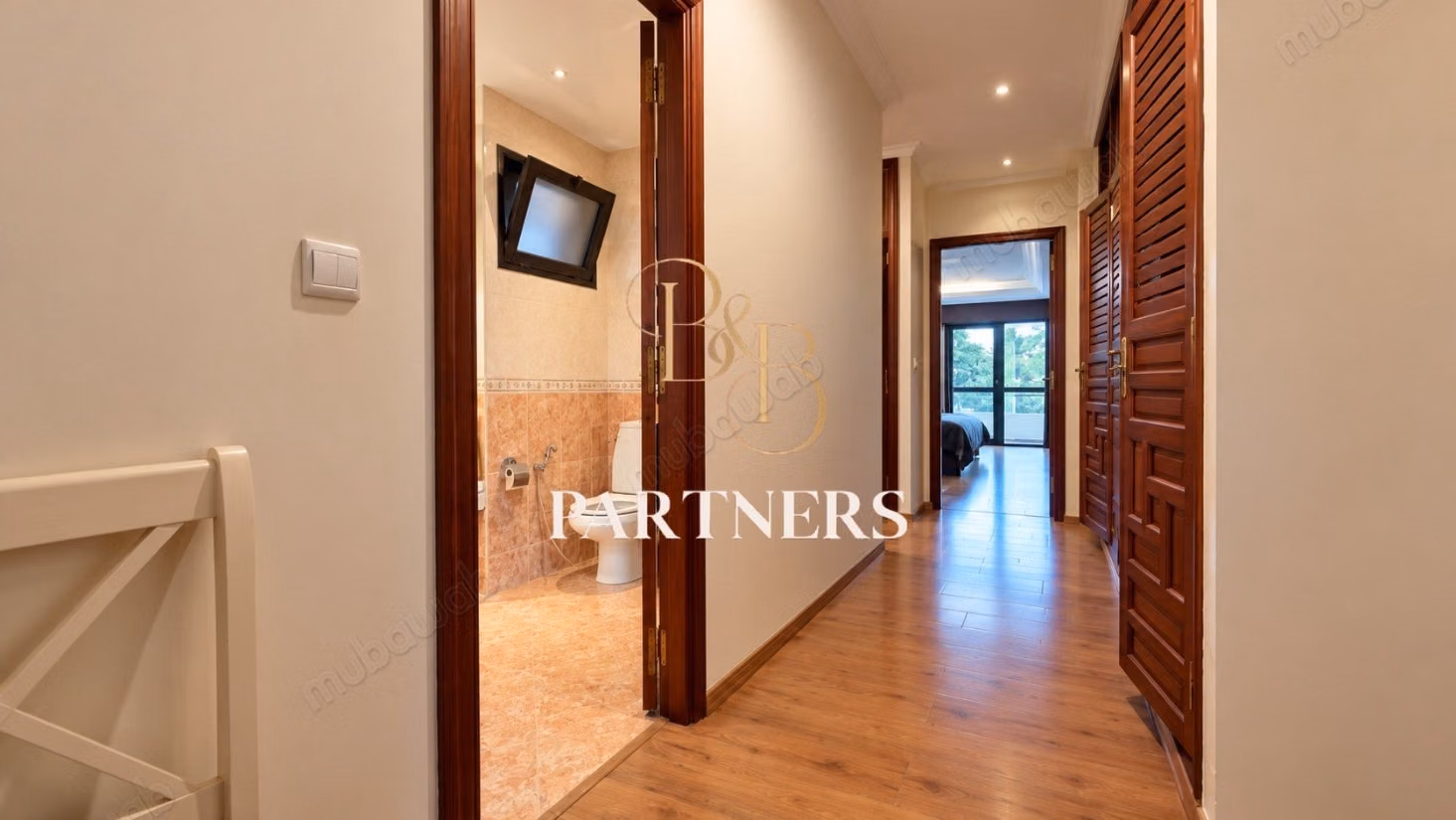Ampio appartamento di 240 m² con terrazza di 70 m², vicino al liceo Descartes