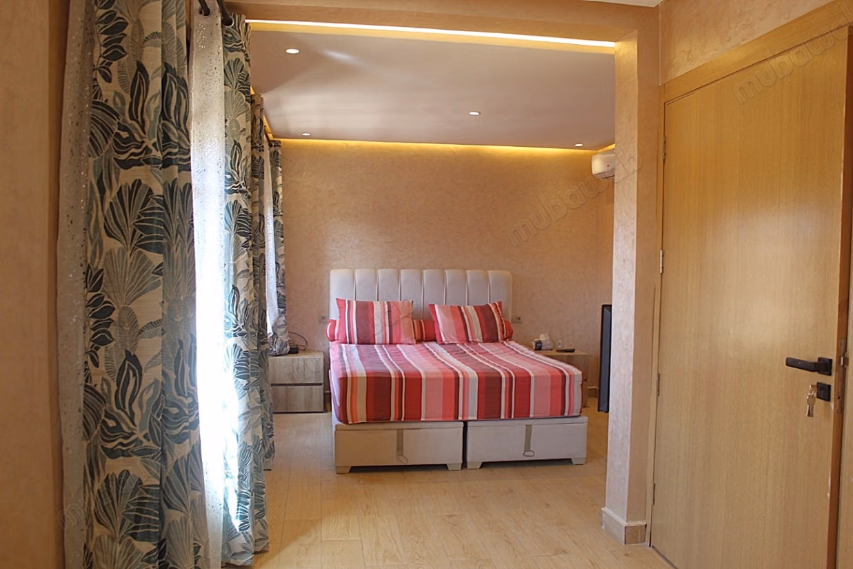 A SAISIR. Belle Villa a Vendre a TAMANSOURT