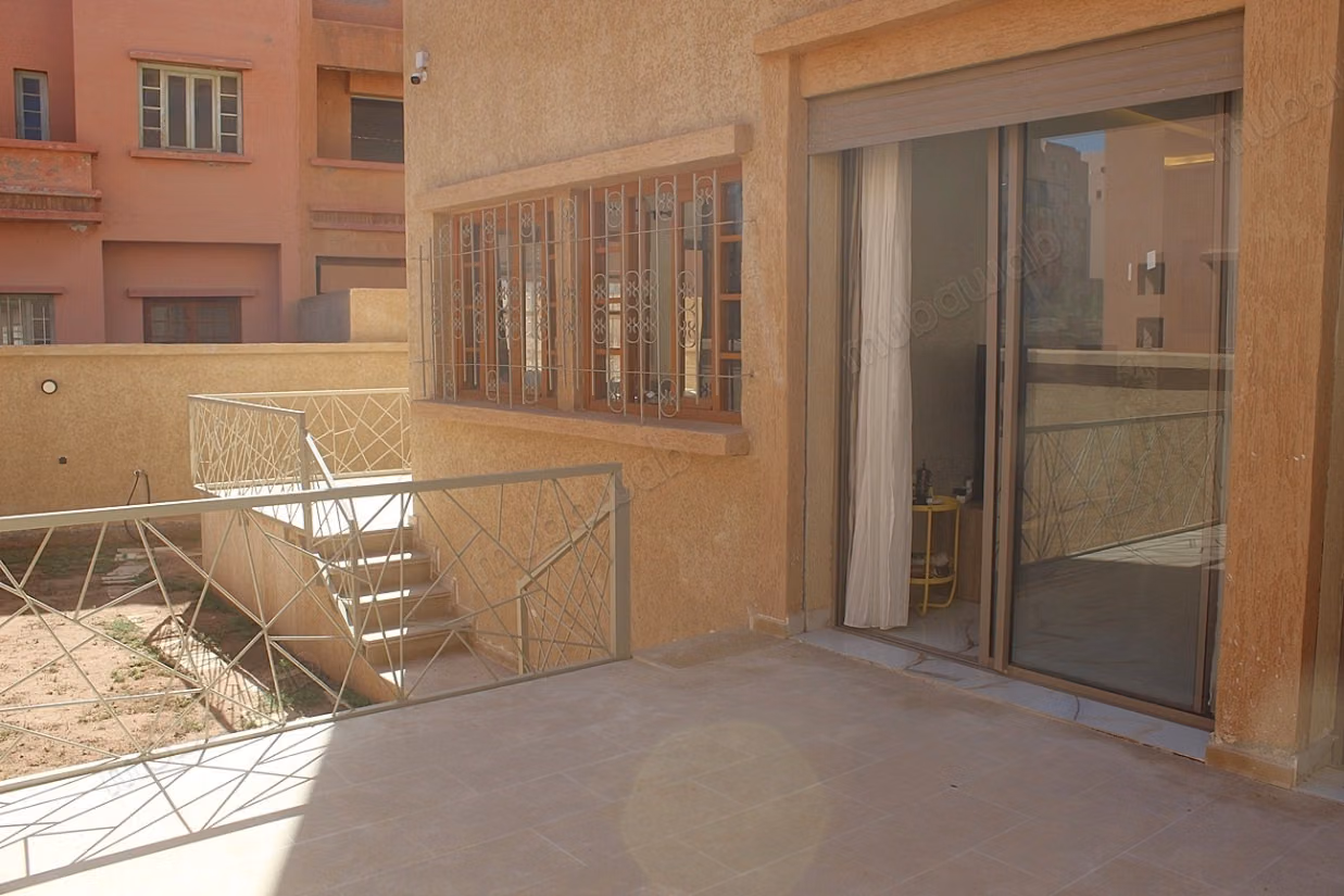 A SAISIR. Belle Villa a Vendre a TAMANSOURT
