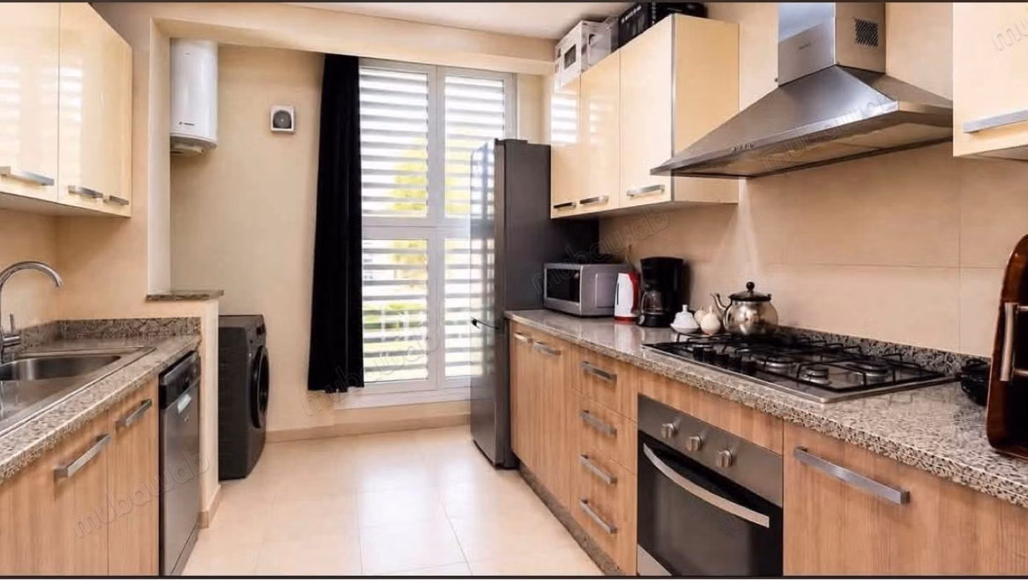 Venta de un bonito apartamento en planta baja en Ville Verte. 2 habitaciones. Terraza y ascensor