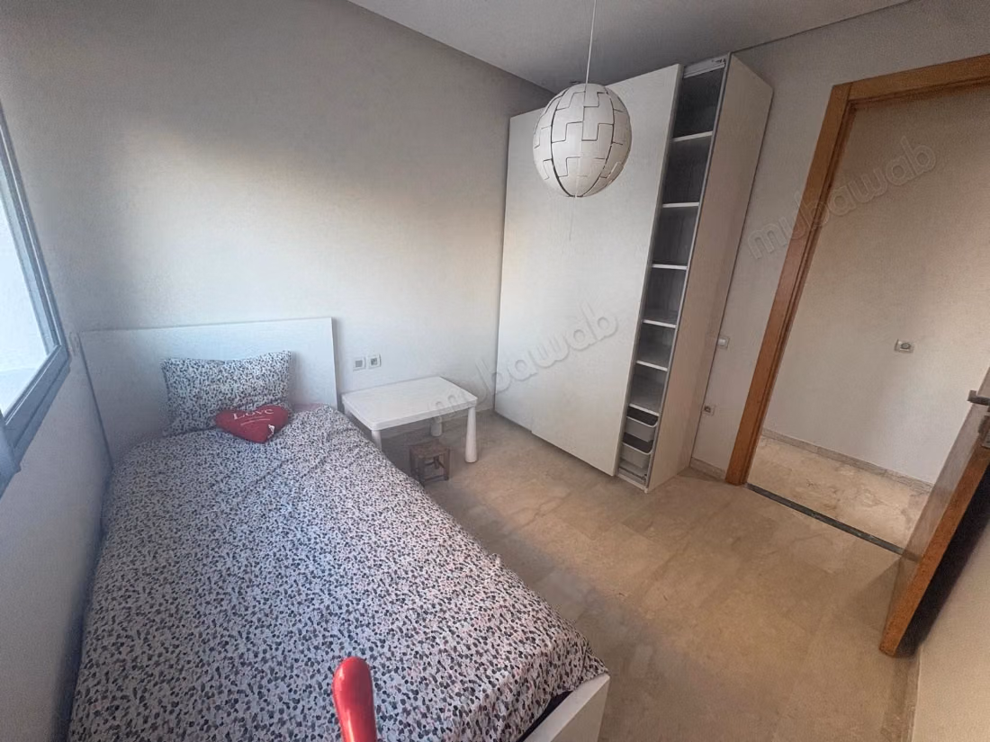 Mooi appartement met 3 slaapkamers en woonkamer in de wijk Laya