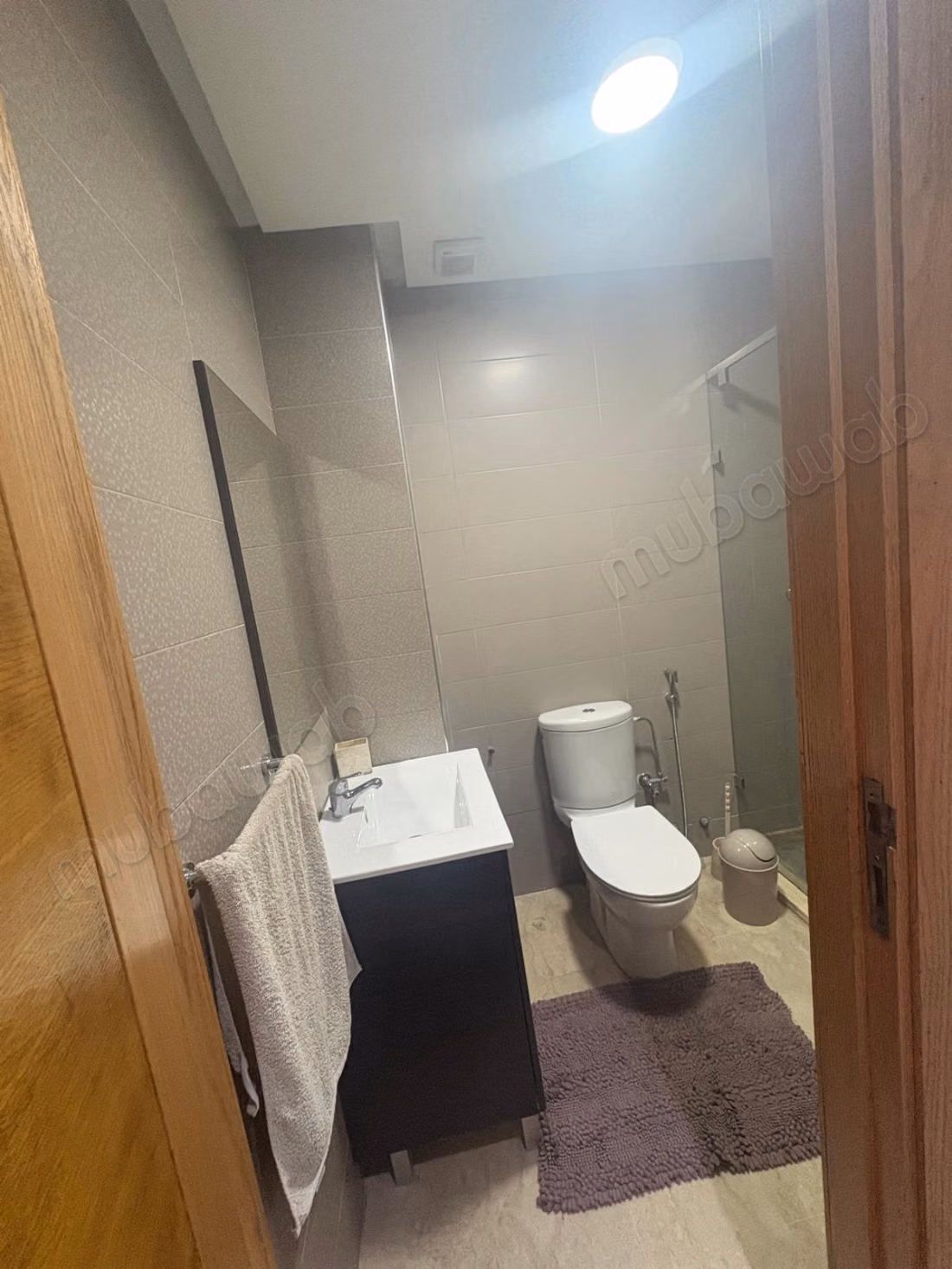 Mooi appartement met 3 slaapkamers en woonkamer in de wijk Laya