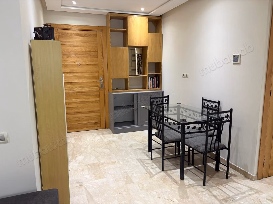 Mooi appartement met 3 slaapkamers en woonkamer in de wijk Laya