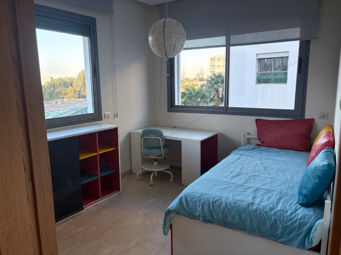 Mooi appartement met 3 slaapkamers en woonkamer in de wijk Laya