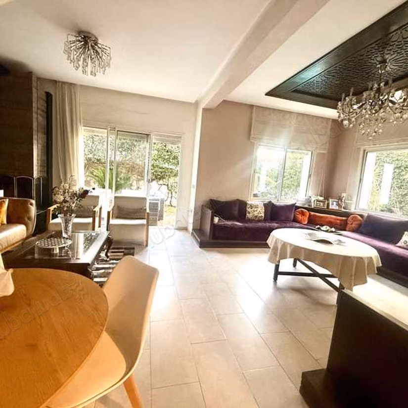 Villa à Vendre de 221.0 m² à Dar Bouazza,
Tamaris2