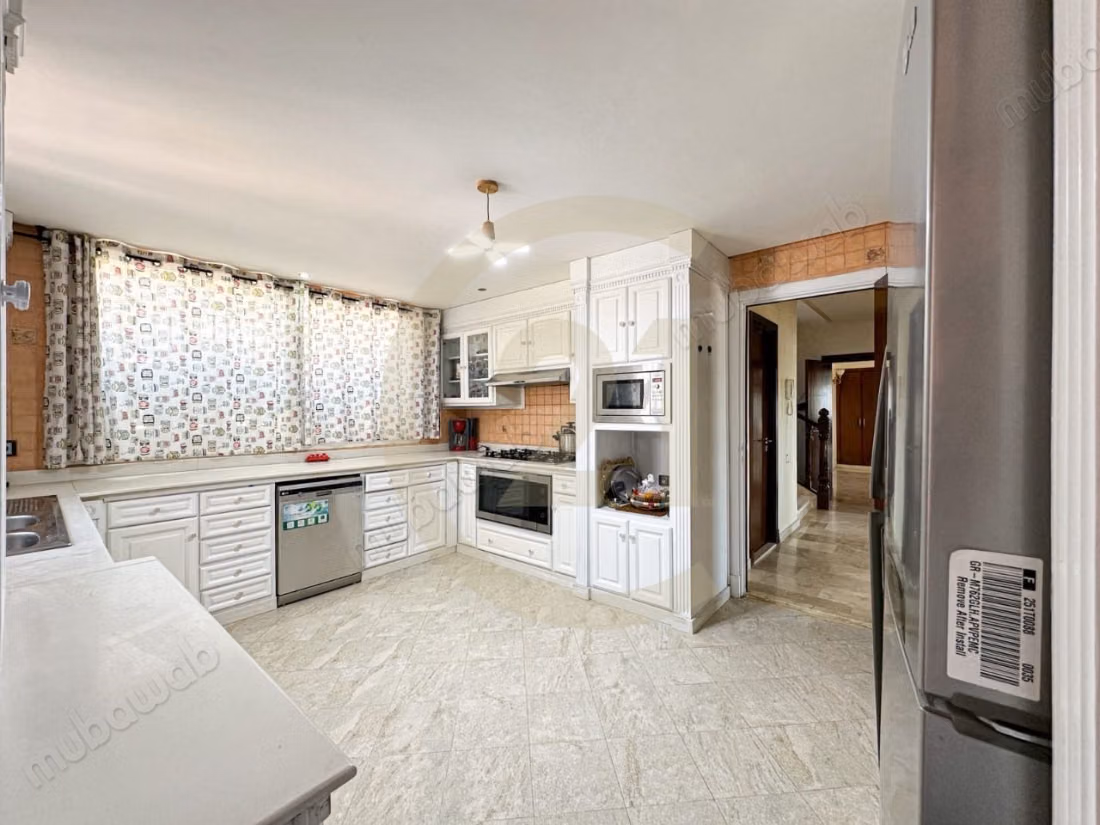 Prestigieuze villa te koop, panoramisch uitzicht