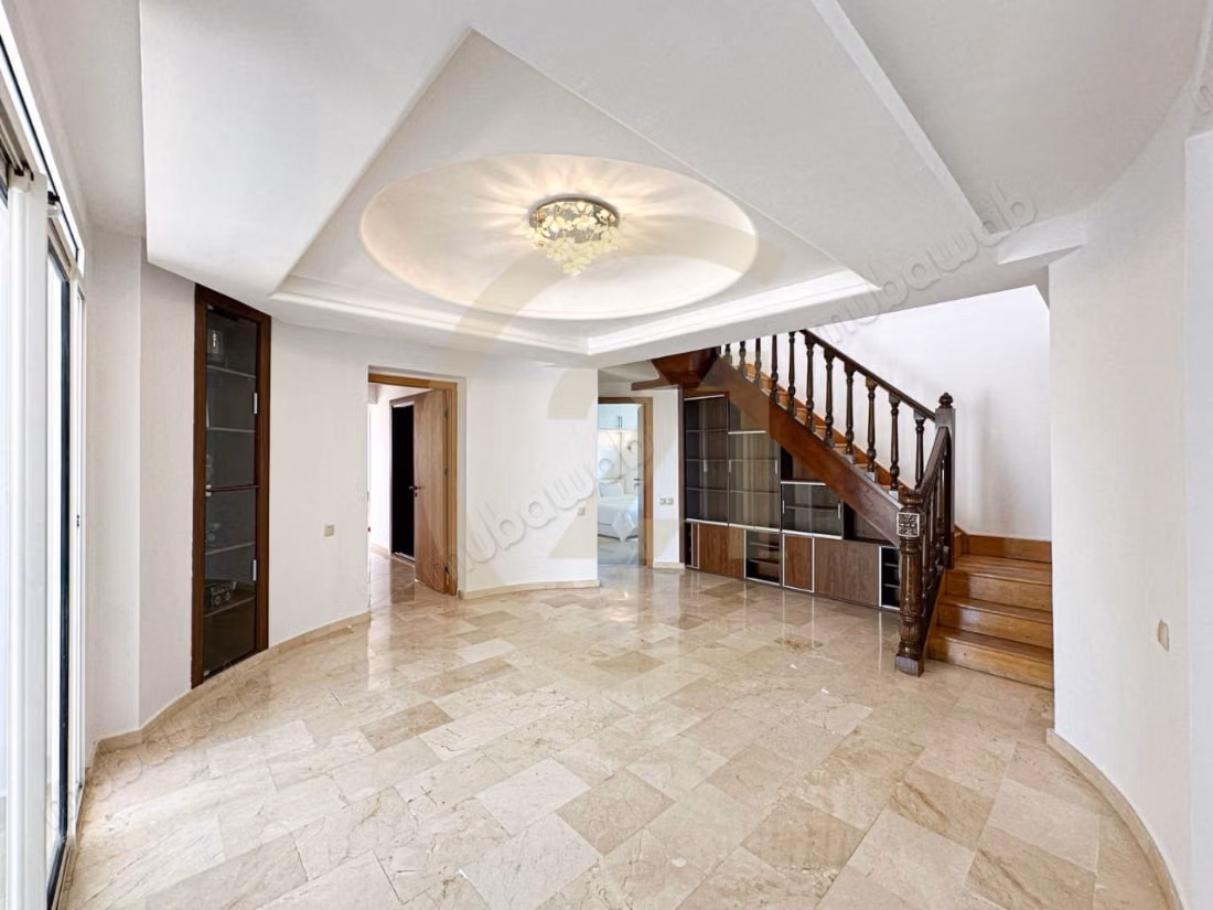 Prestigieuze villa te koop, panoramisch uitzicht
