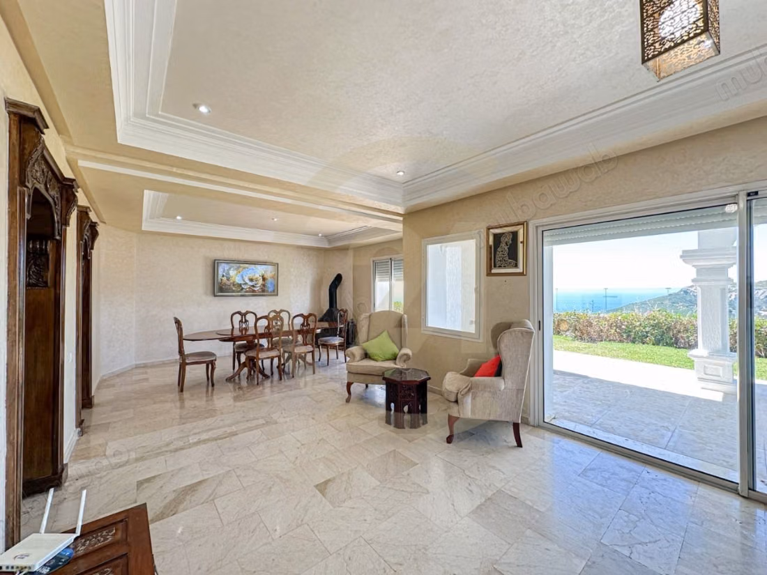 Prestigieuze villa te koop, panoramisch uitzicht