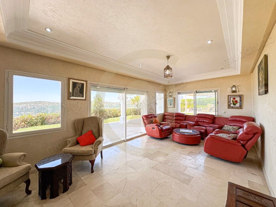 Prestigieuze villa te koop, panoramisch uitzicht