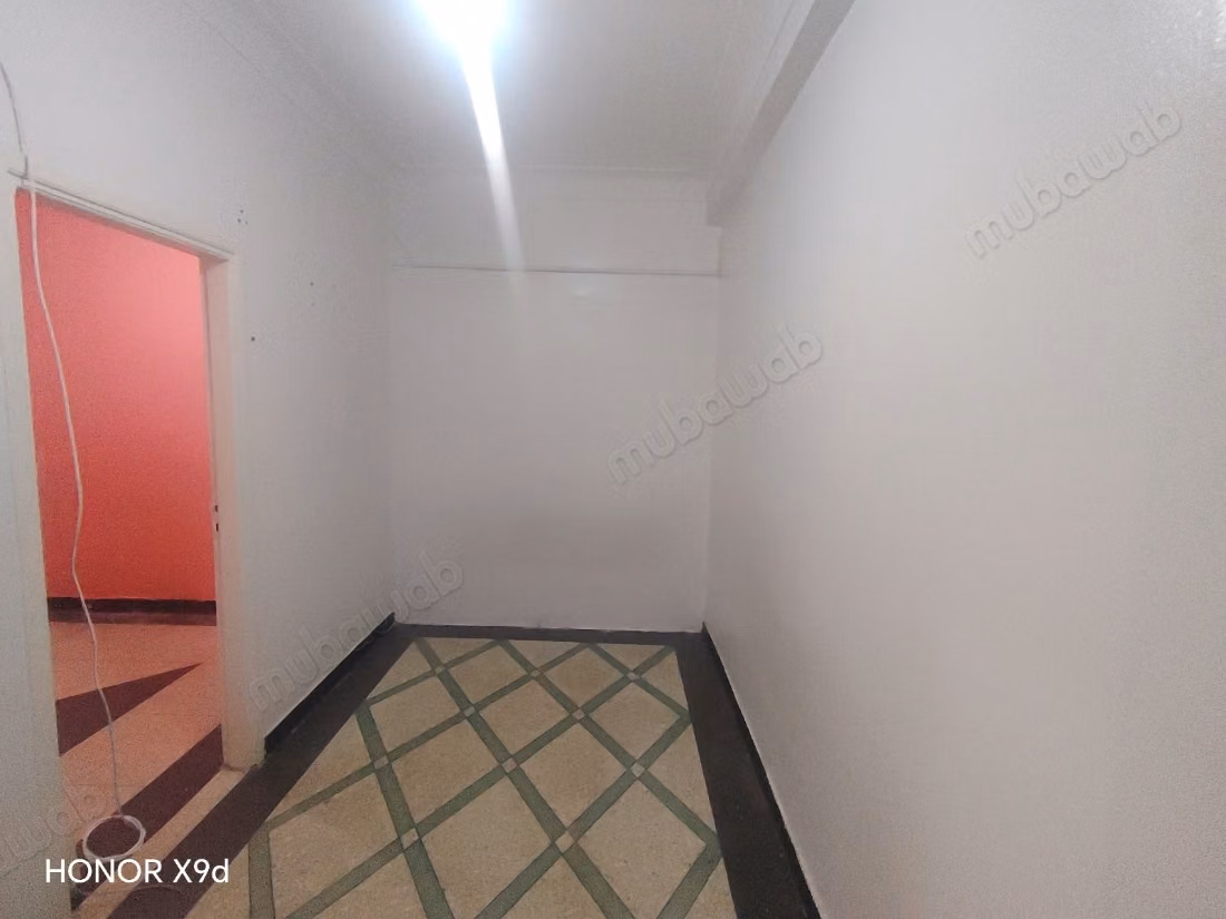 Studio rdc bernoussi amal 4 
1100 dh