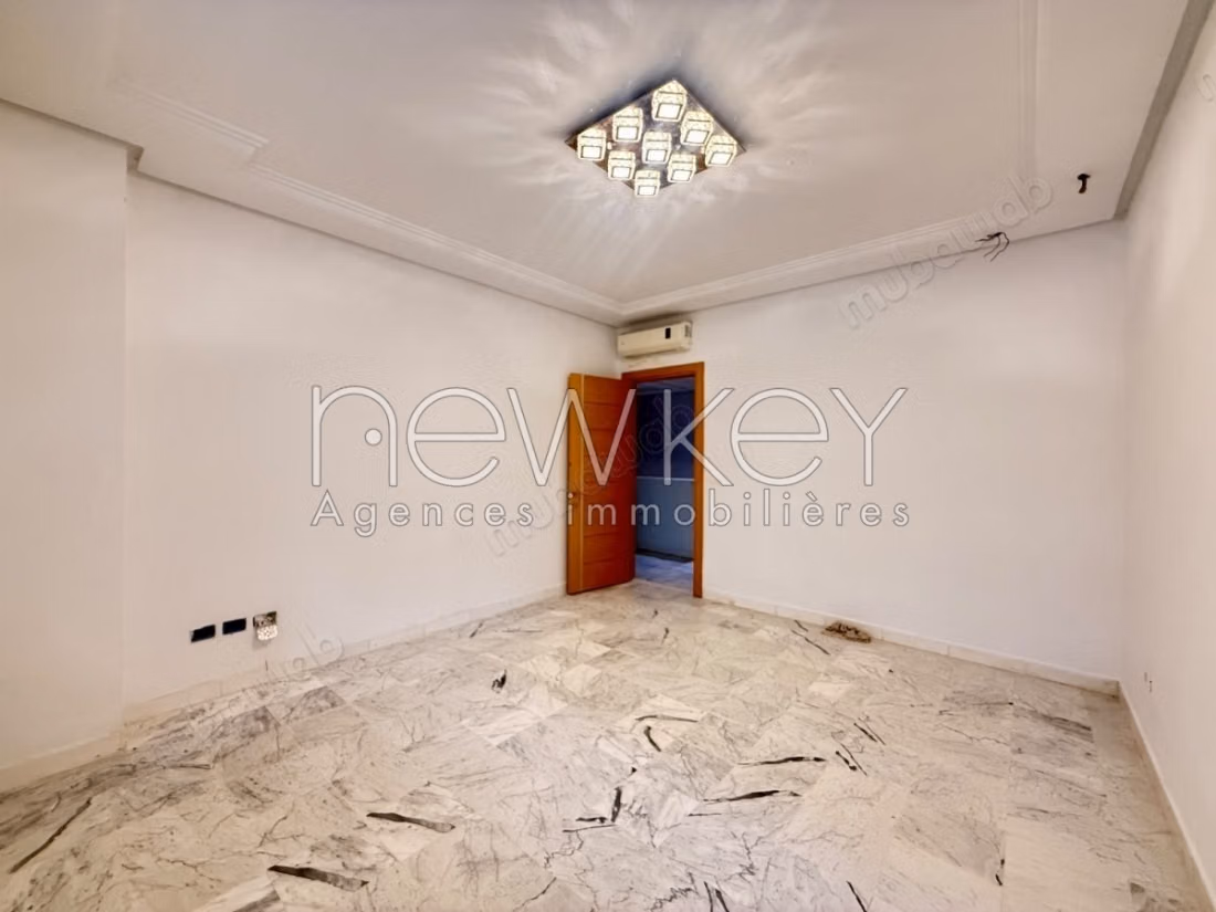 Duplex in vendita al Lago 2 – Eleganza e comfort