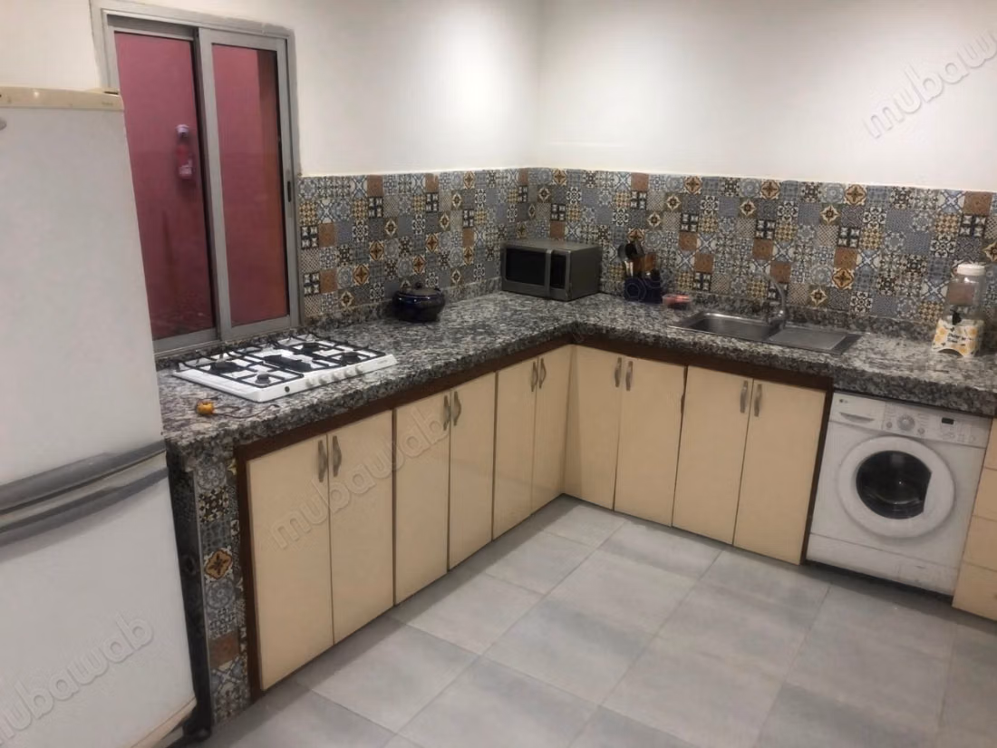 Huur villa van hoge kwaliteit aan de Fezweg. 3 comfortabele kamers. Goed ingericht