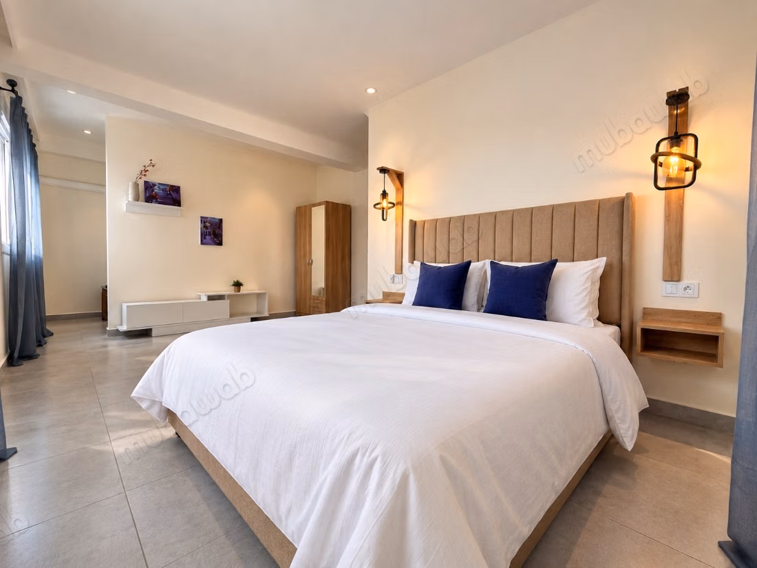Appartement à louer à Al Bahraoyine. 
2 chambres. 
Meublé