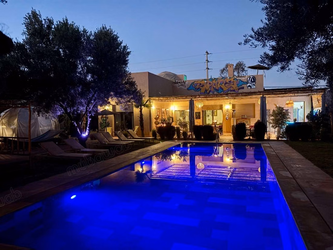 Villa de luxe à vendre à Route de Ouarzazate 
SIDI ABDELLAH GHIYAT