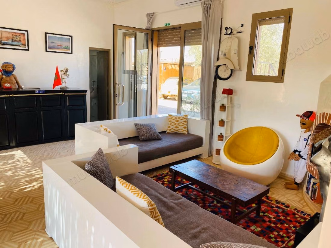 Villa de luxe à vendre à Route de Ouarzazate 
SIDI ABDELLAH GHIYAT