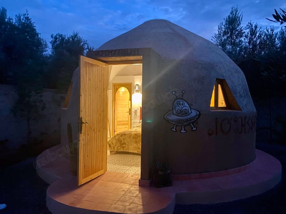 Villa de luxe à vendre à Route de Ouarzazate 
SIDI ABDELLAH GHIYAT