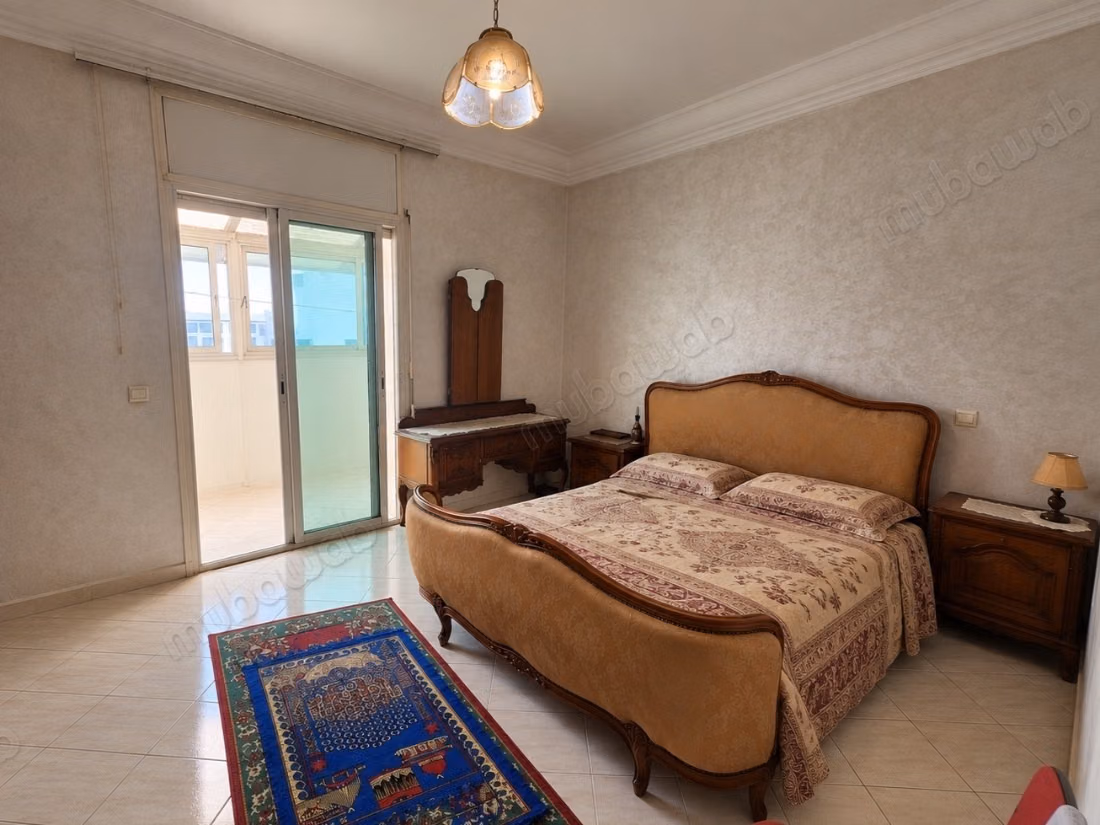 Appartement rénové 148 m² – La Gironde