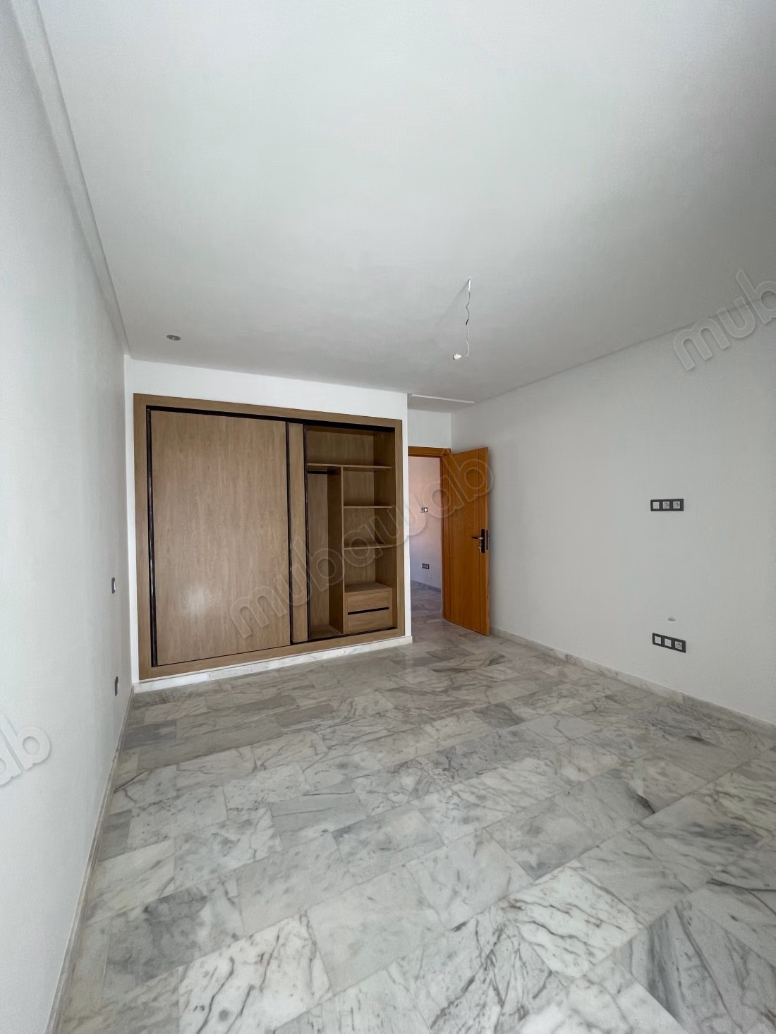Elegant Studio for Sale in the Heart of Guéliz – 3 Minutes Walk from Carré Eden