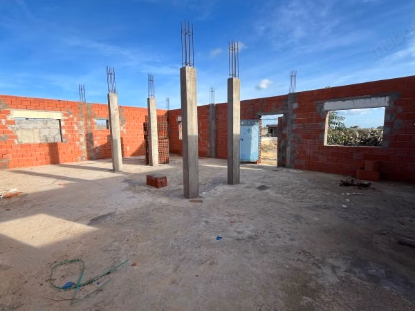 A vendre maison inachevée derrière AFH Mrezga