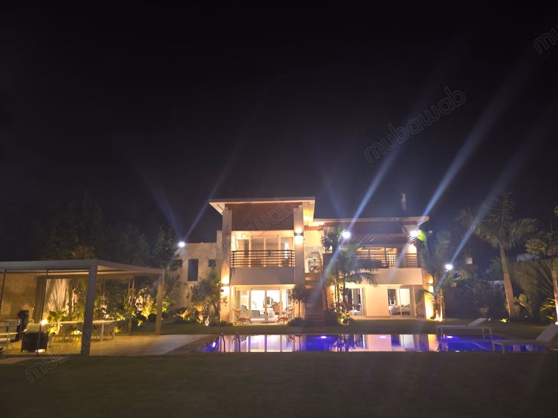Luxury villa for sale CGI BOUSKOURA 1300M²