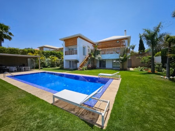 Luxury villa for sale CGI BOUSKOURA 1300M²