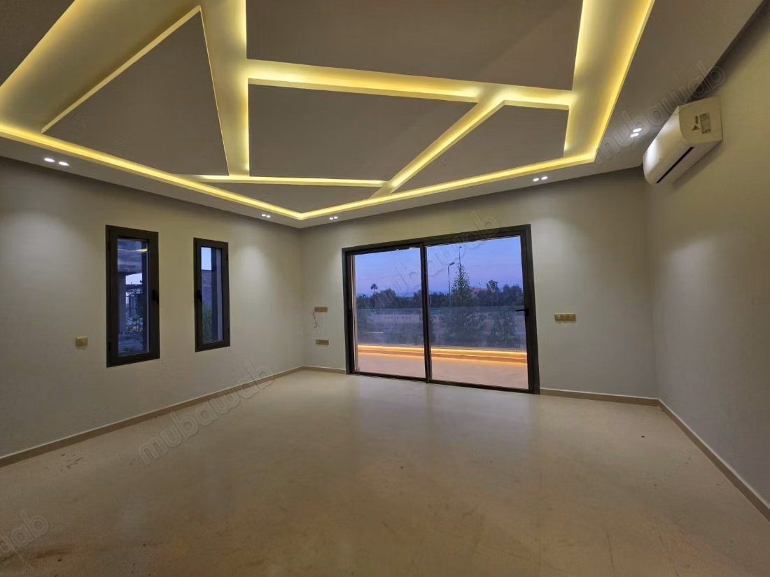 Villa spacieuse avec piscine et puits à vendre