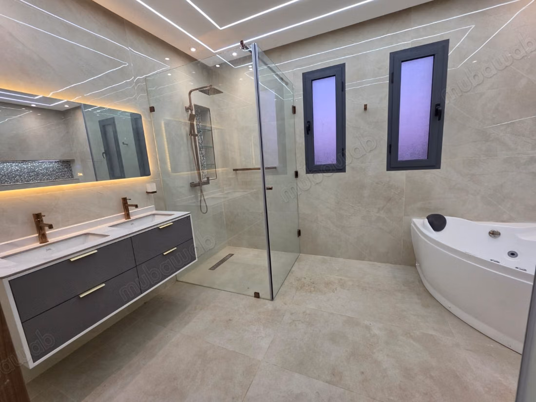 Villa spacieuse avec piscine et puits à vendre