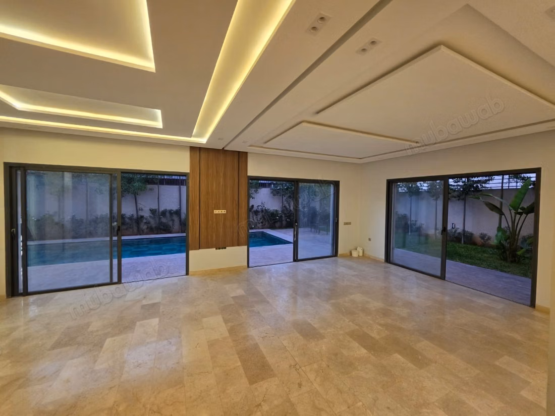 Villa spacieuse avec piscine et puits à vendre