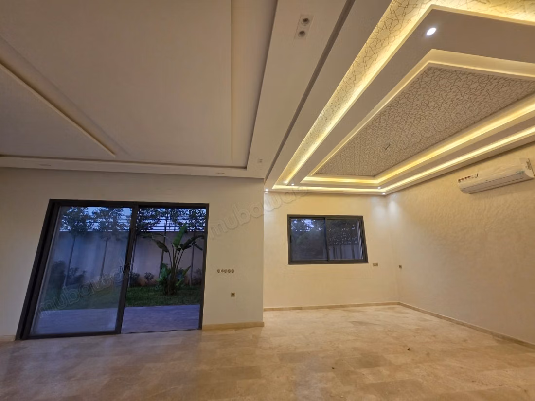 Villa spacieuse avec piscine et puits à vendre