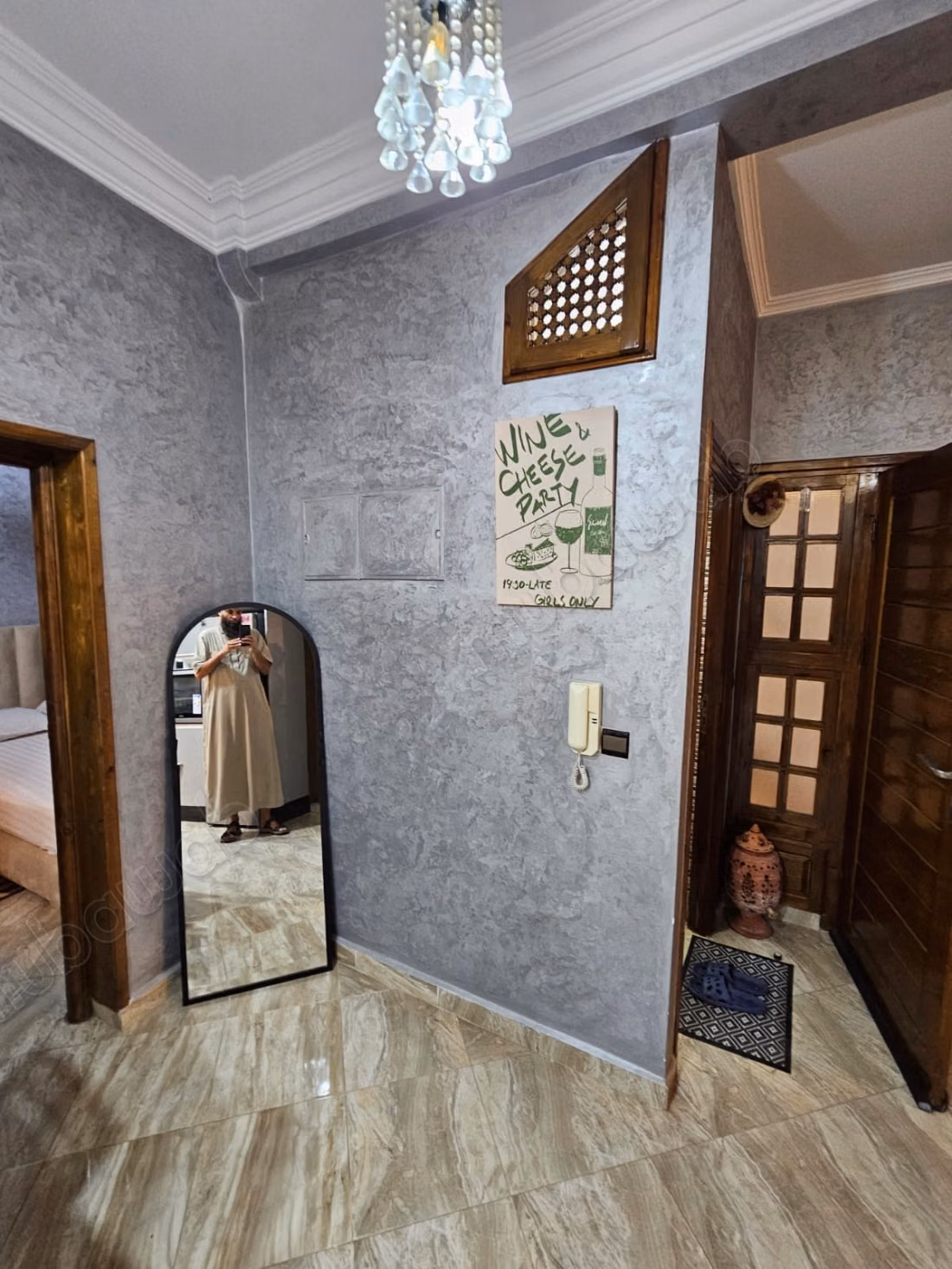 Posizione appartamento arredato vicino alla moschea Redwan