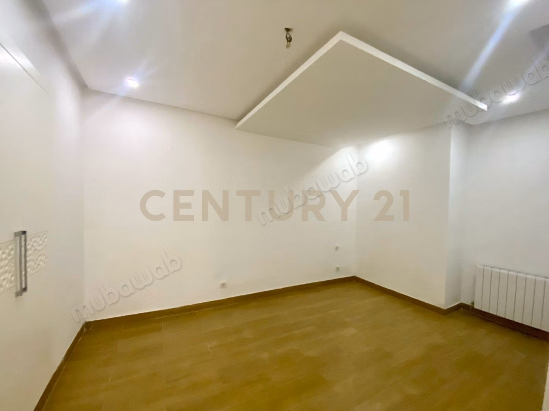 À vendre un appartement en S3 situé à Cité Ennasr 2