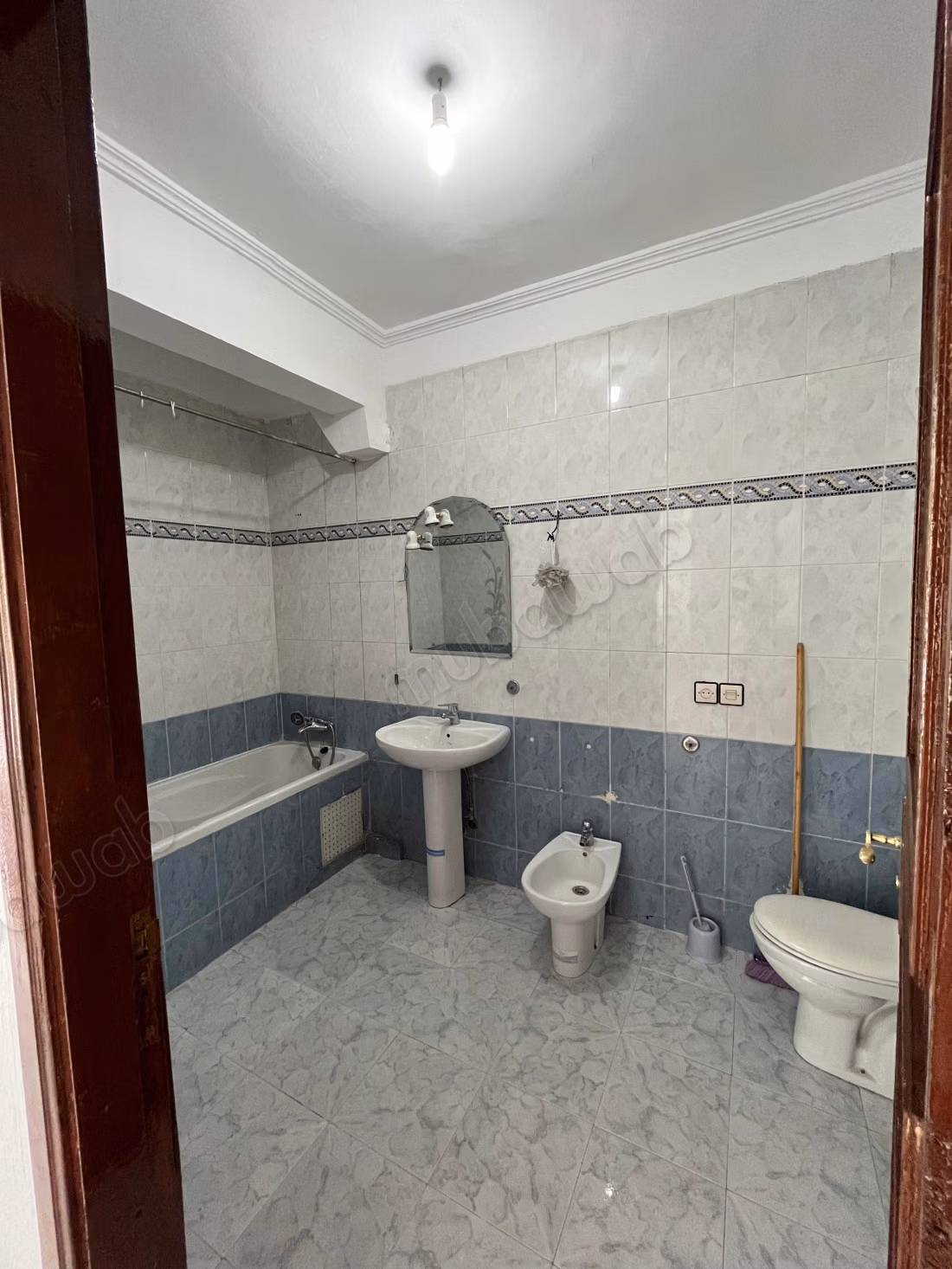 Appartement spacieux de 154 m² à vendre – Plein centre de Fès – Résidence hautement sécurisée