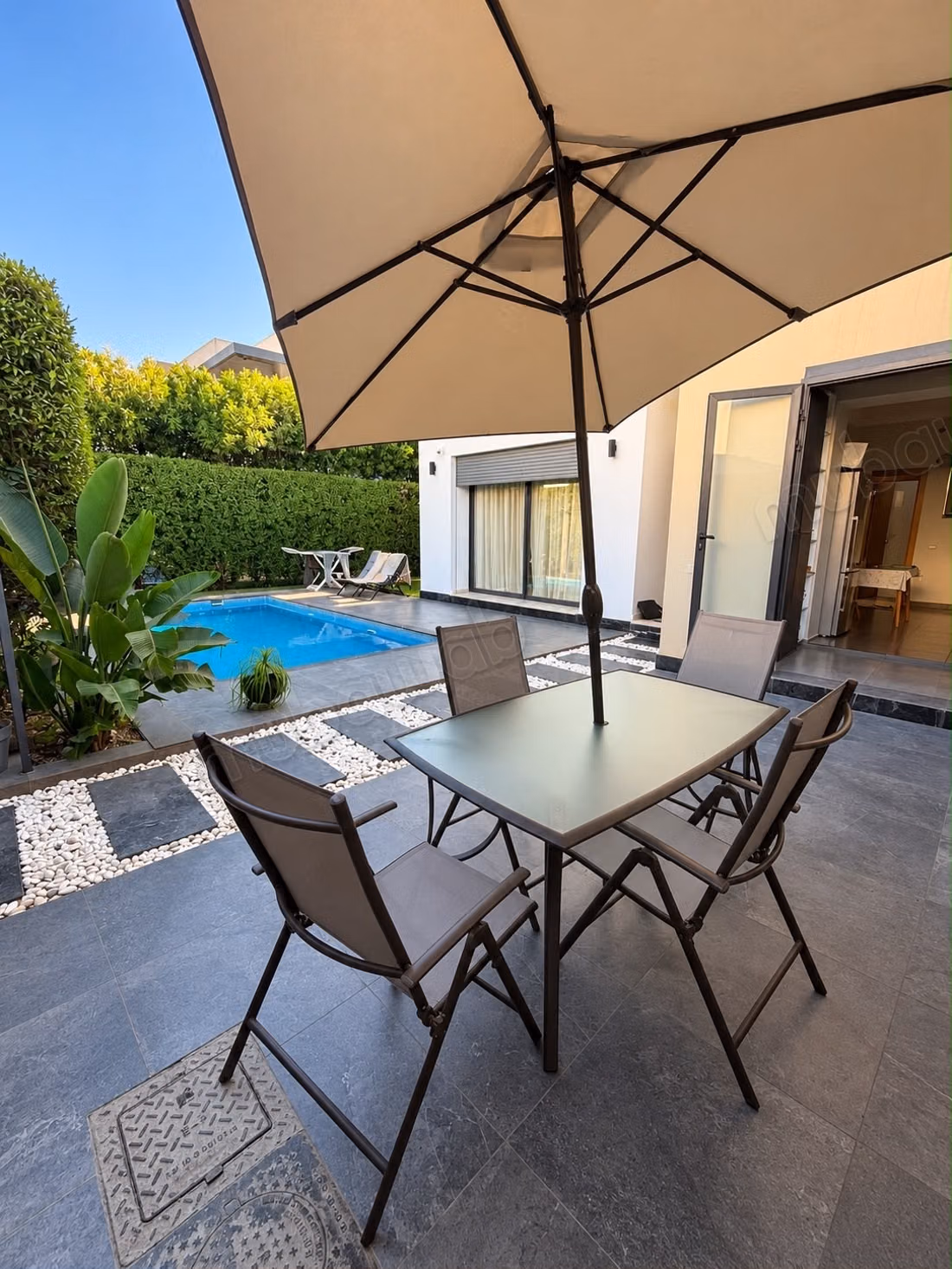 Magnifique villa à louer à Dar Bouazza. 4 pièces confortables. Bien meublé