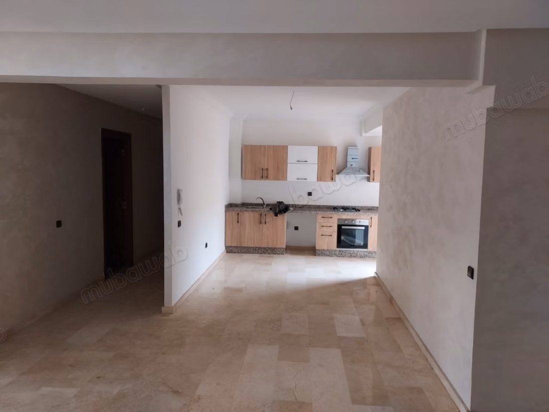 Apartment for sale in Hivernage. 1 Room. Elevator and terrace