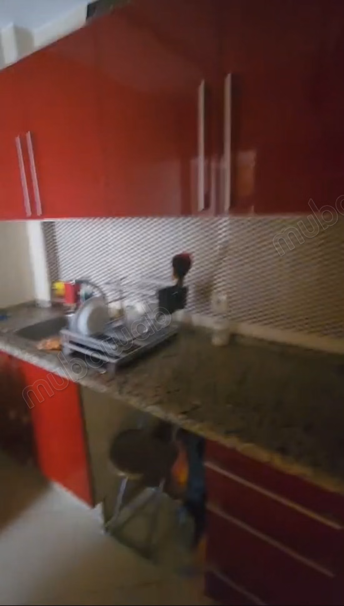 Appartement vide de deux chambres a louer