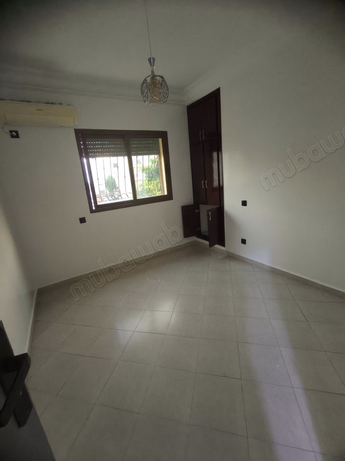 Superbe appartement à louer à Oulfa. 
2 chambres agréables. 
Climatisation