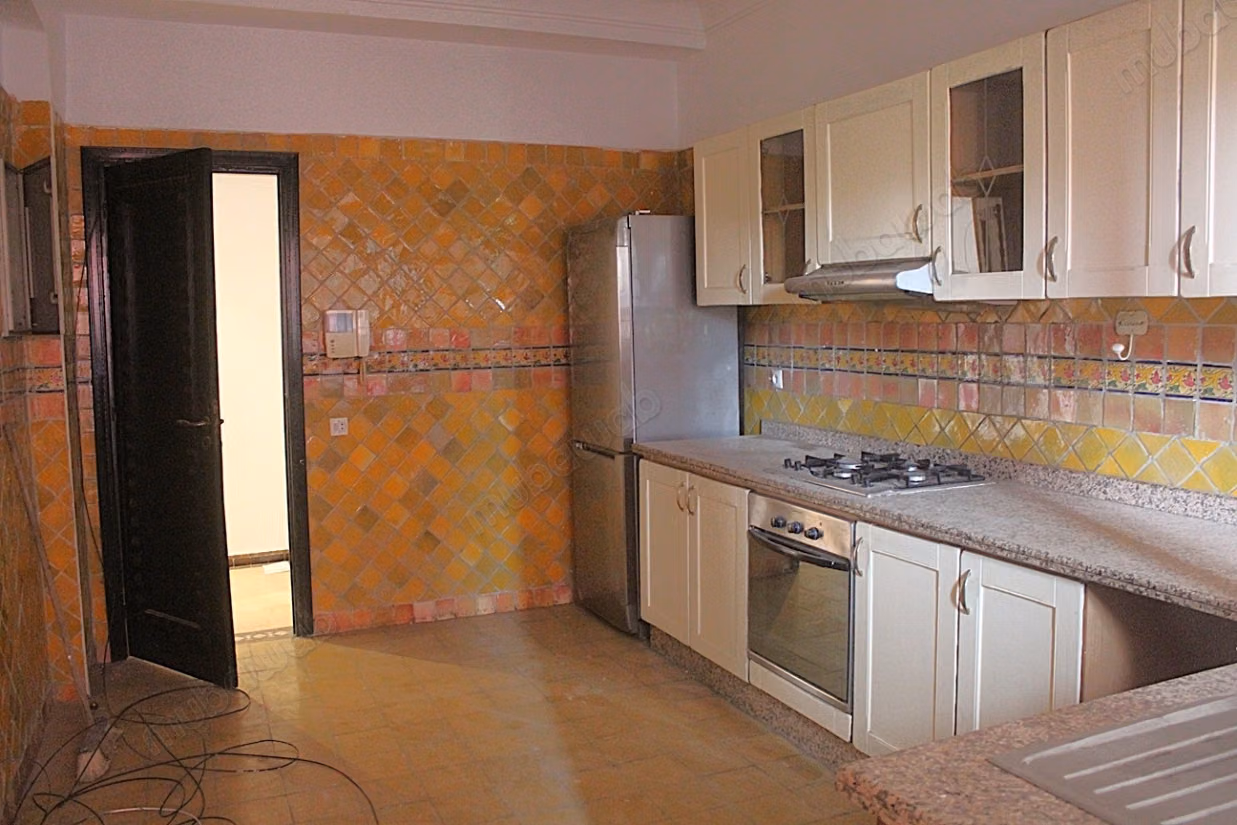 Groot appartement met drie slaapkamers
