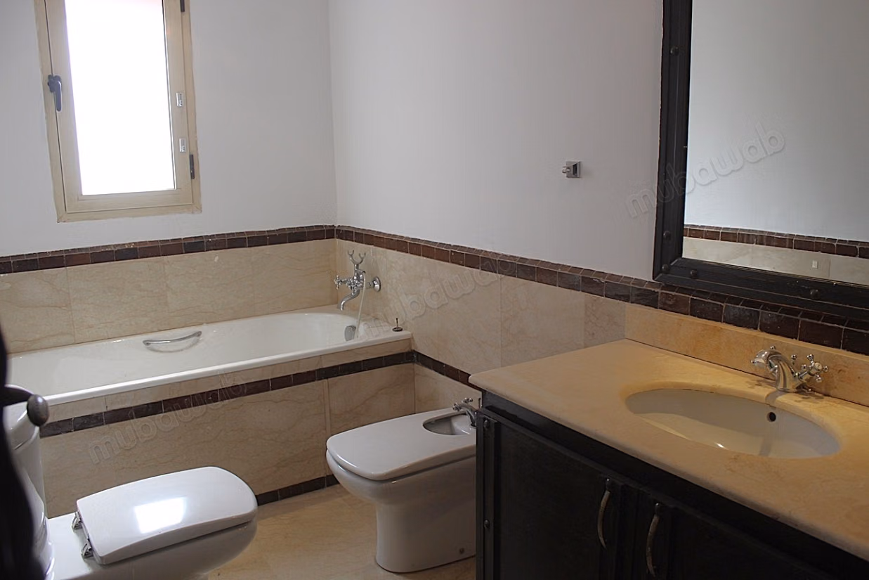 Groot appartement met drie slaapkamers