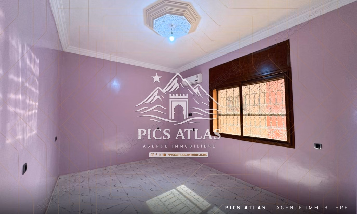 Villa à vendre avec piscine et jardin – Targa, Marrakech