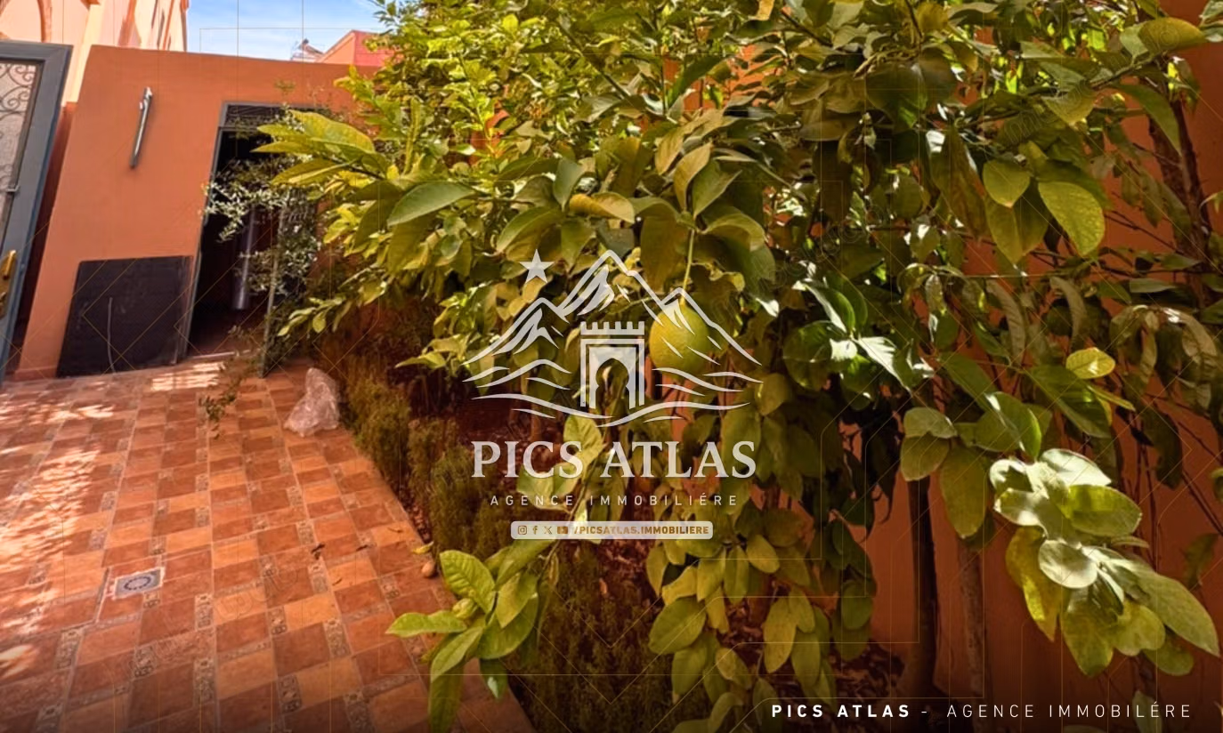 Villa à vendre avec piscine et jardin – Targa, Marrakech