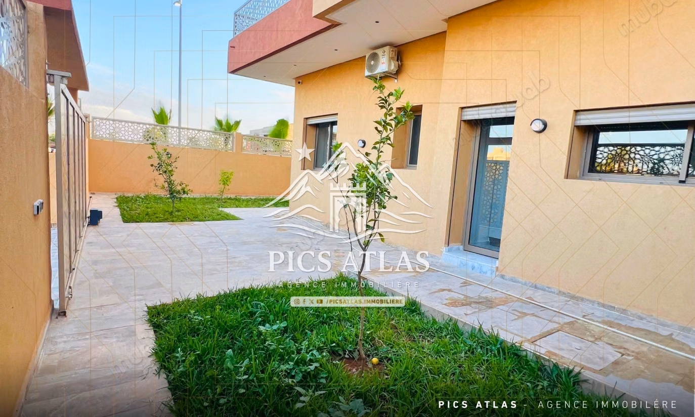 Villa vide à vendre avec piscine et jardin – Hay Targa, Marrakech
