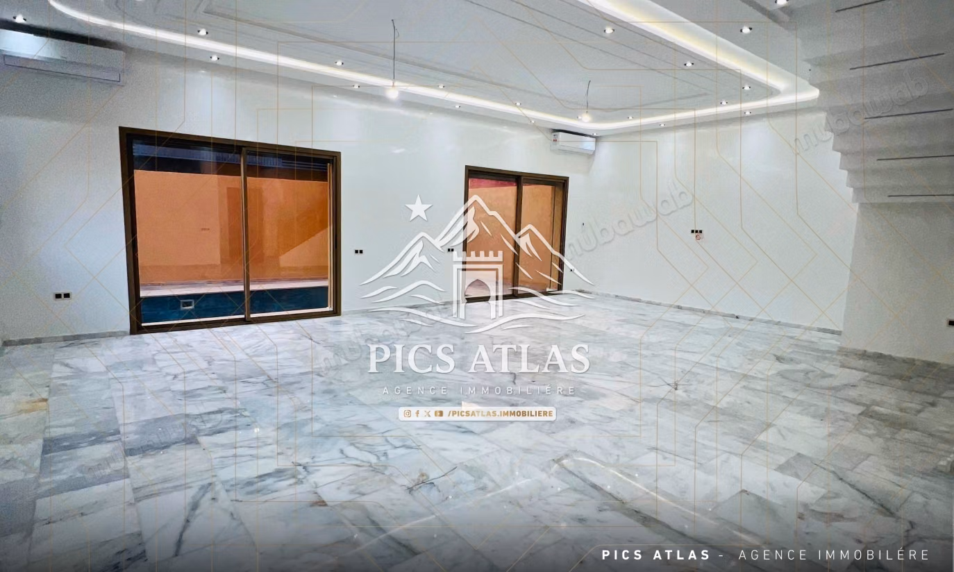 Villa vide à vendre avec piscine et jardin – Hay Targa, Marrakech