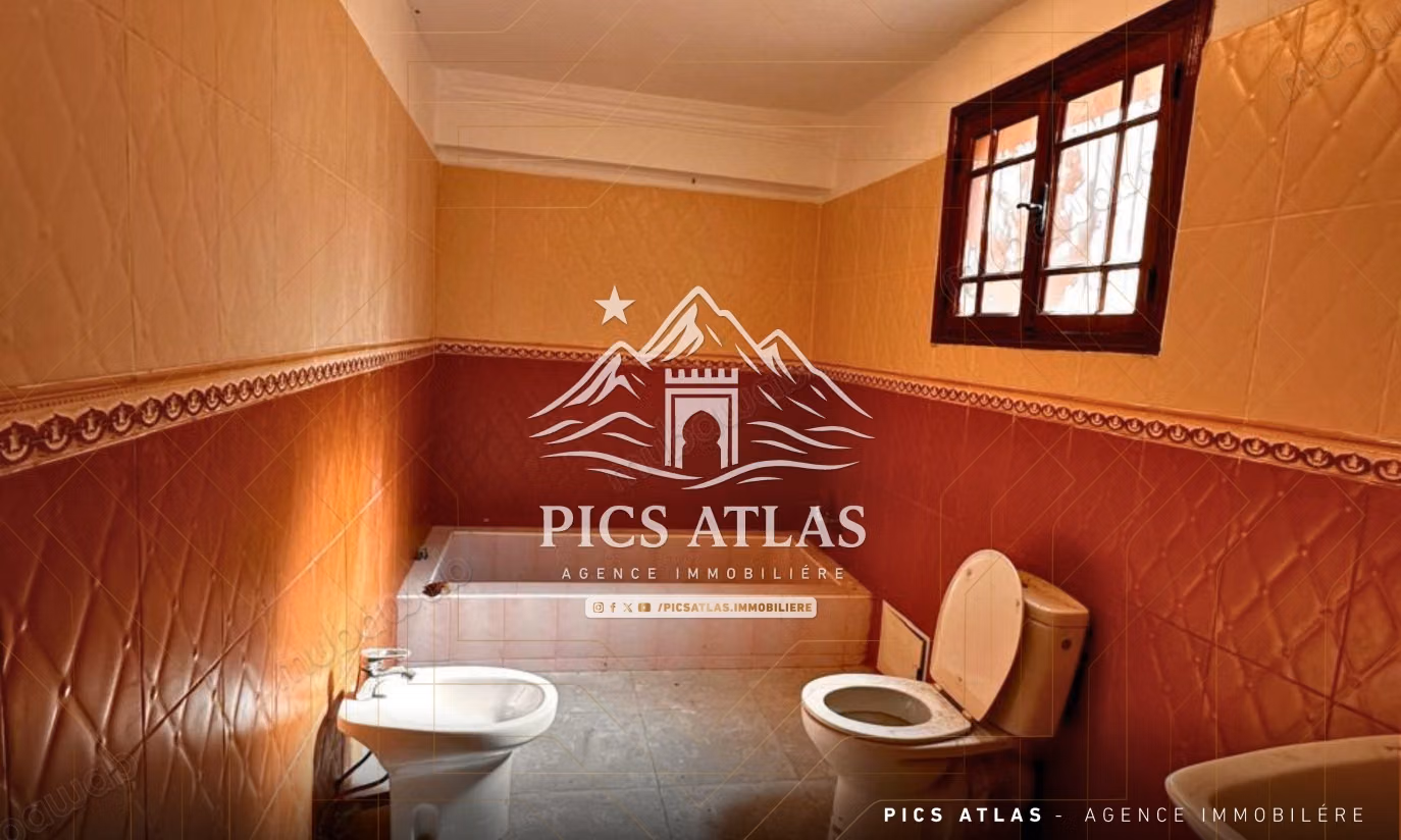 Petite villa à vendre – Route de Casablanca, Marrakech